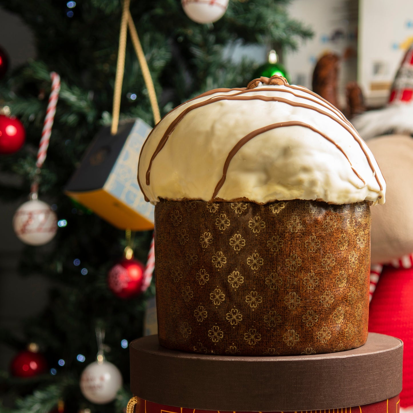 Panettone Artigianale Veneziano LIMITED EDITION con Cioccolato Bianco alla Mandorla e Caramello Salato - 1,4/ 1.5 kg