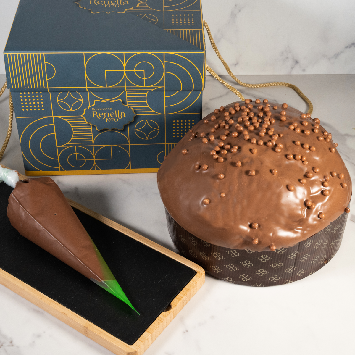 Panettone Artigianale con Glassa alla Nutella e Sac à Poche - 1.1 kg + 300gr. di Nutella