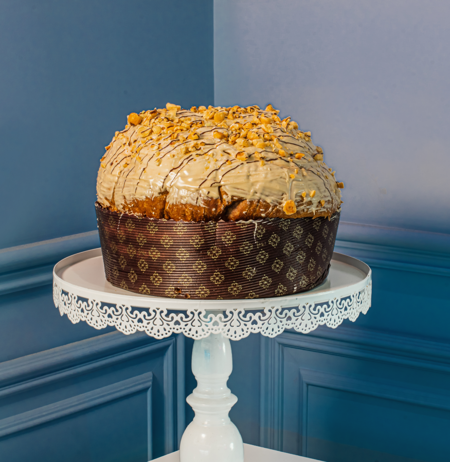 Panettone Artigianale Rocher con Glassa alla Nocciola e Sac à Poche - 1.1 kg + 300gr. di Crema Rocher
